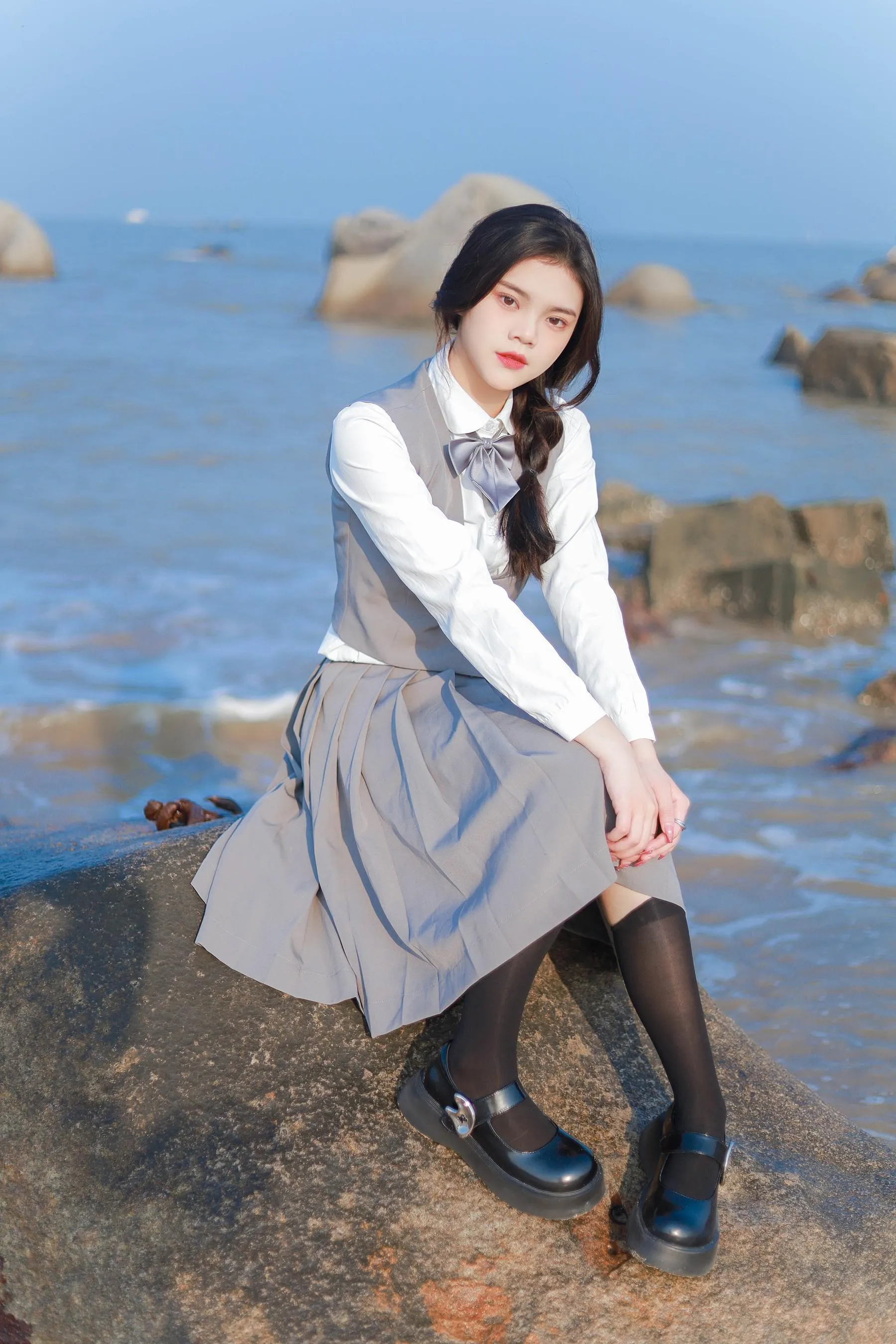 [YITUYU艺图语]2022.09.16 海街jk 丁杭 [22P]插图1